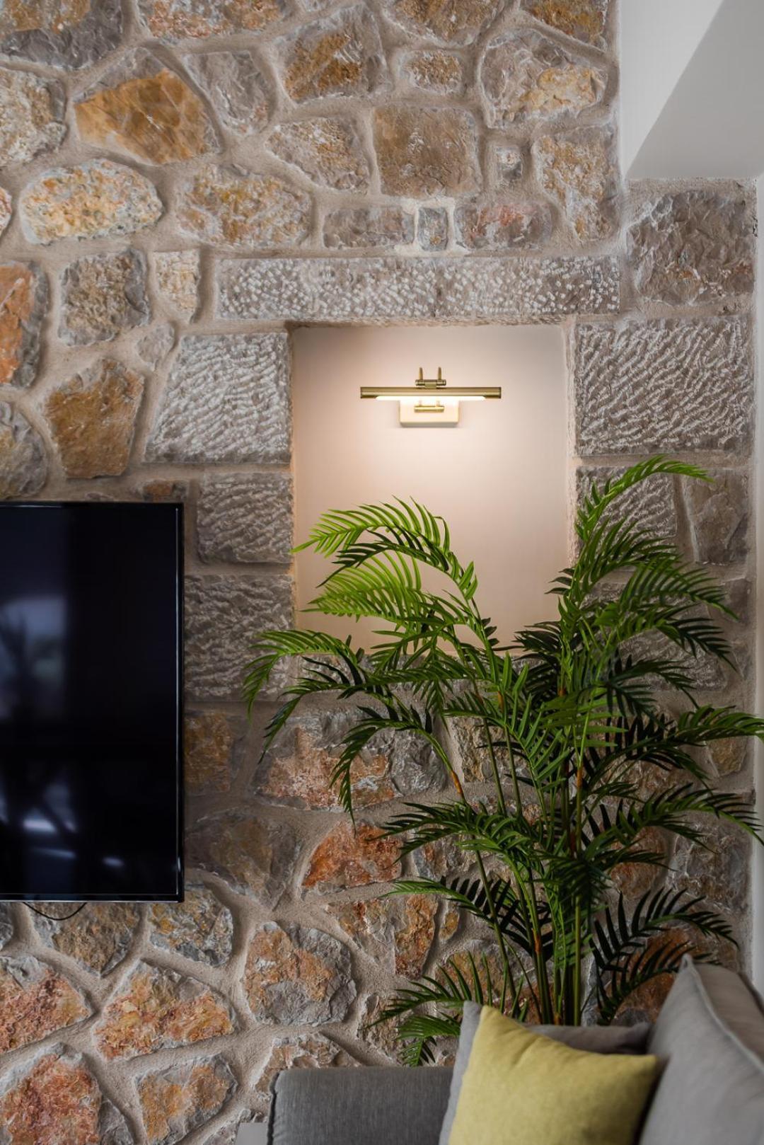 Stone & Sea Villa