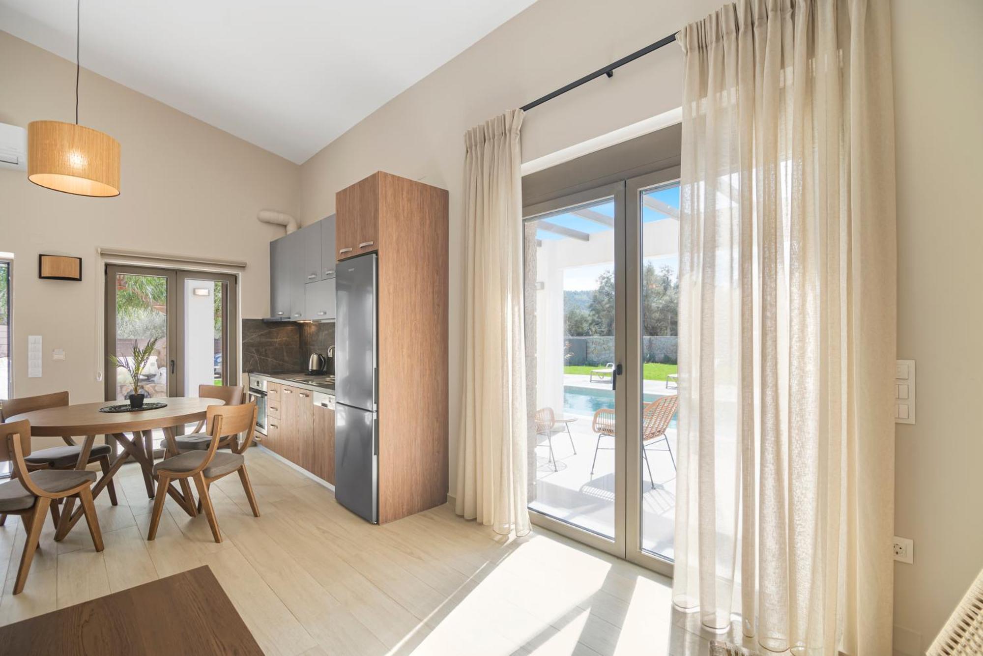 Stone & Sea Villa *