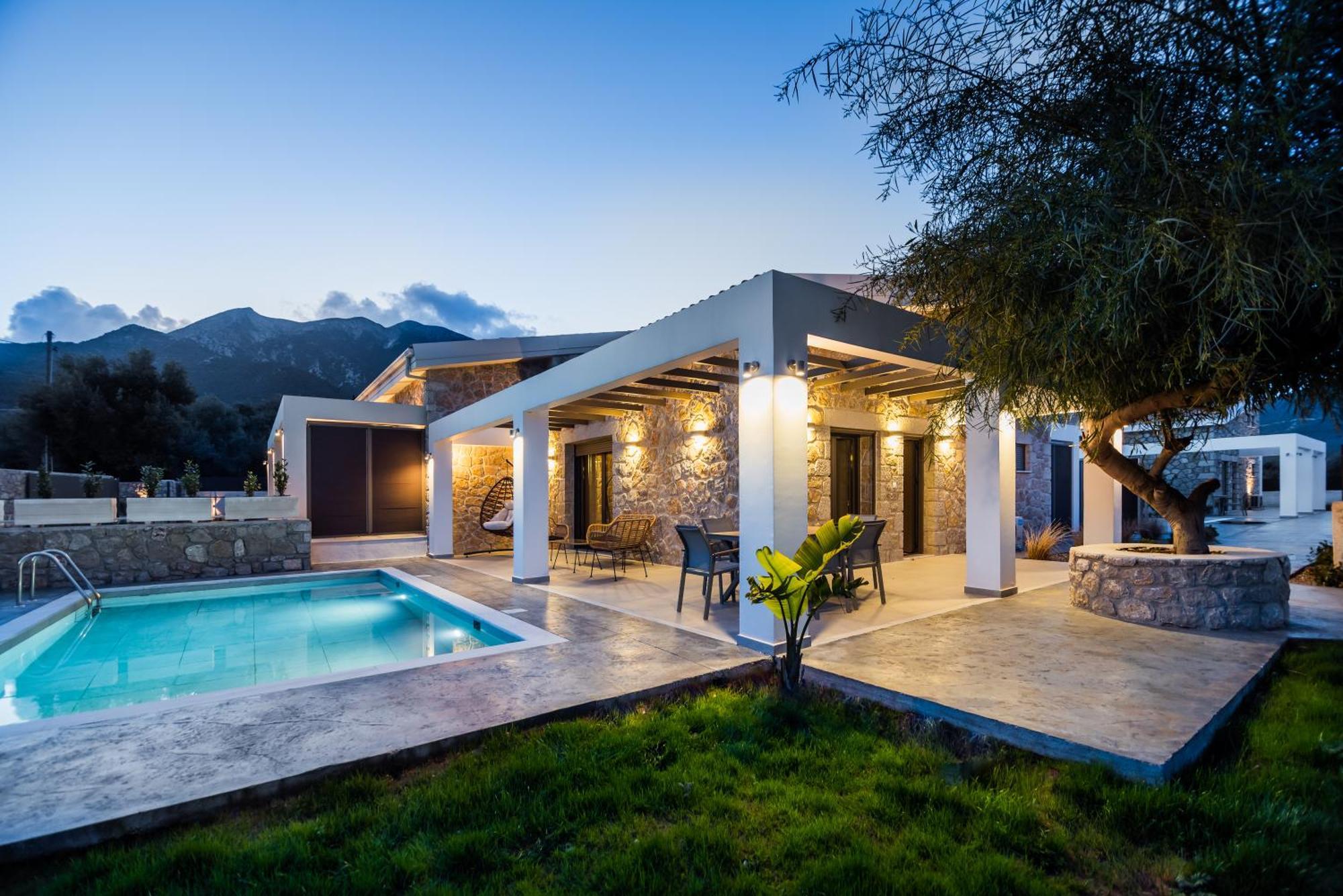 Stone & Sea Villa Nydri (Lefkada)